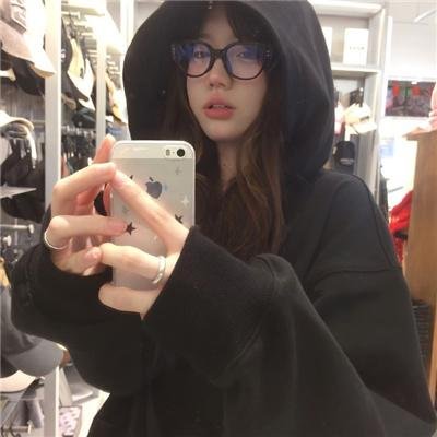 山林中头一个女人